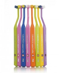 Зубная щетка Curaprox для имплантов брекетов и ортоконструкций цвет в ассортименте